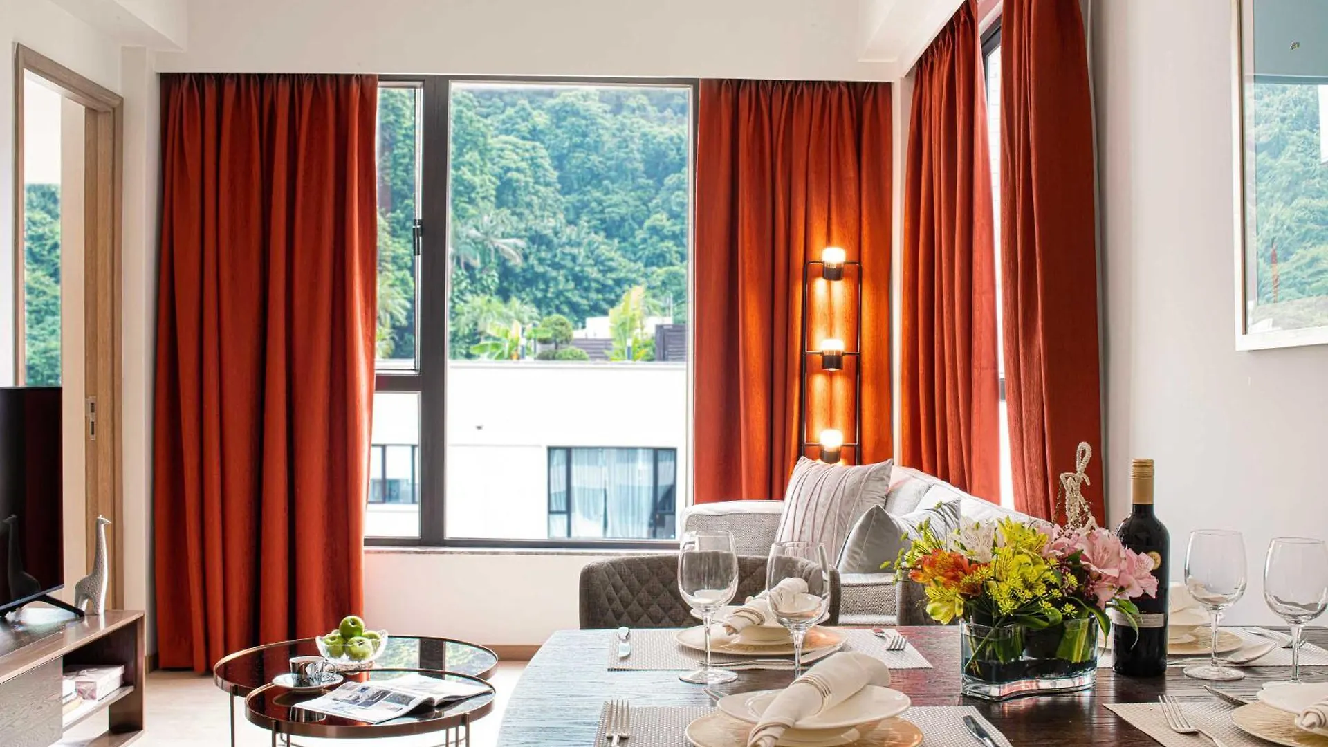 Apartment Eaton Residences, Blue Pool Road Hong Kong
