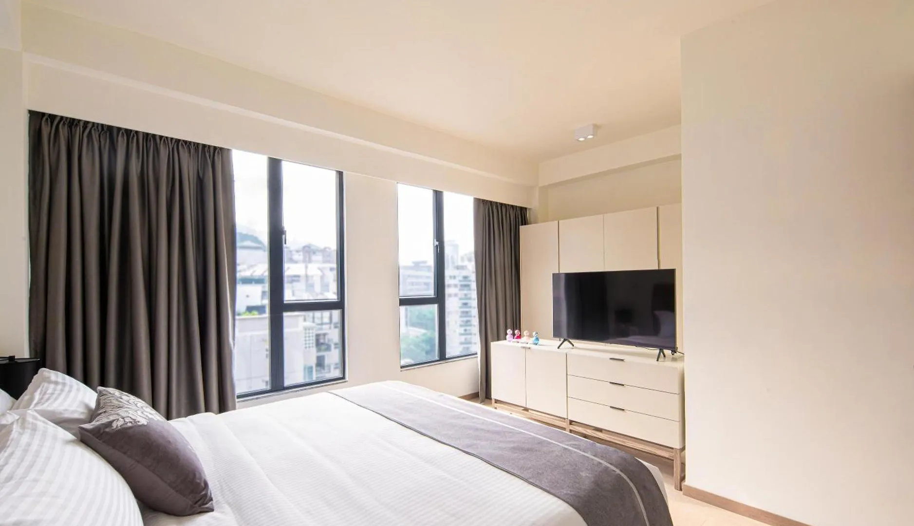 Eaton Residences, Blue Pool Road Hong Kong Apartment